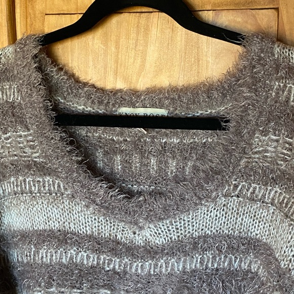 Knox Rose tan sweater with fringe, XXL - Picture 10 of 10